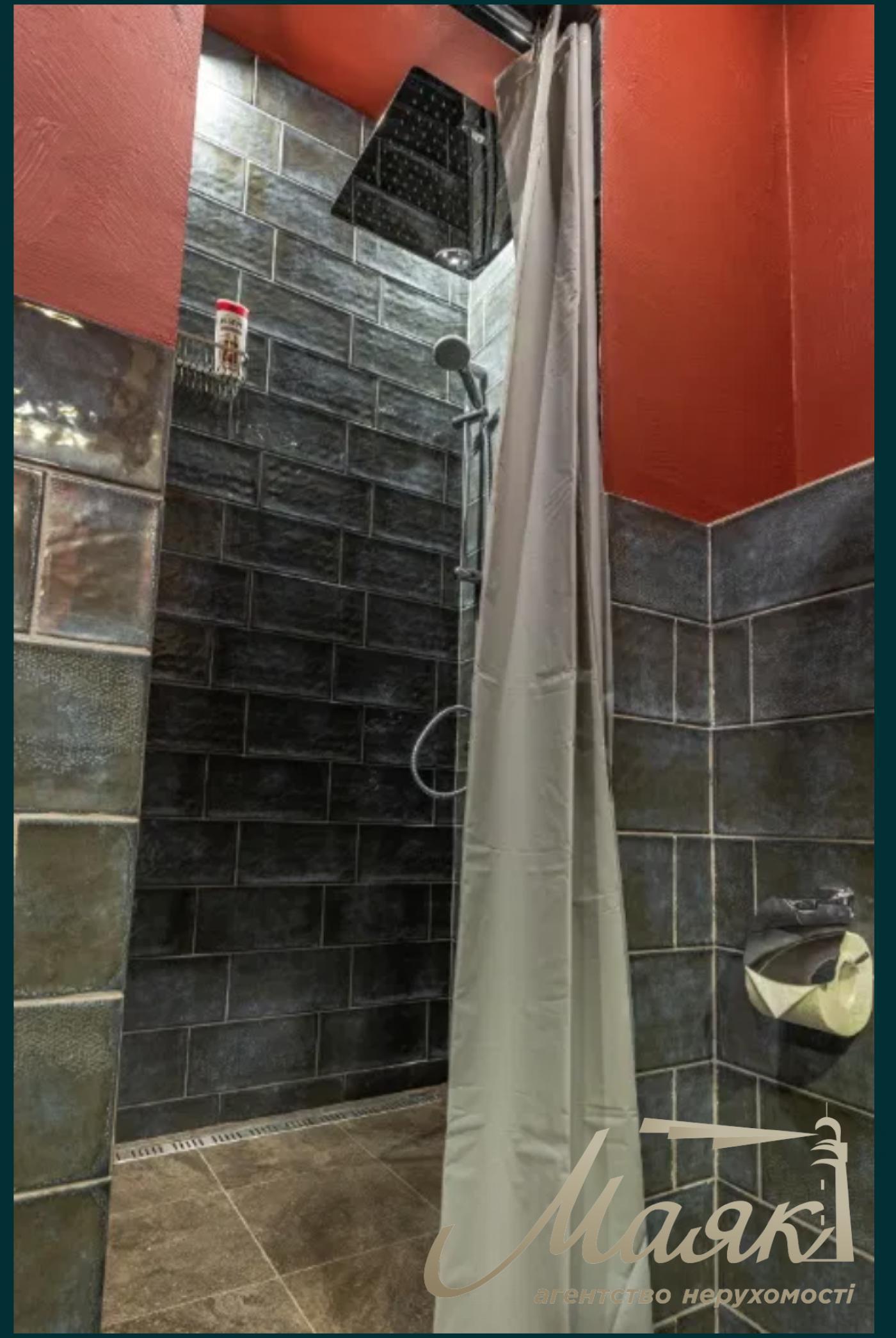 Rent 1 room apartment, residential complex French Quarter