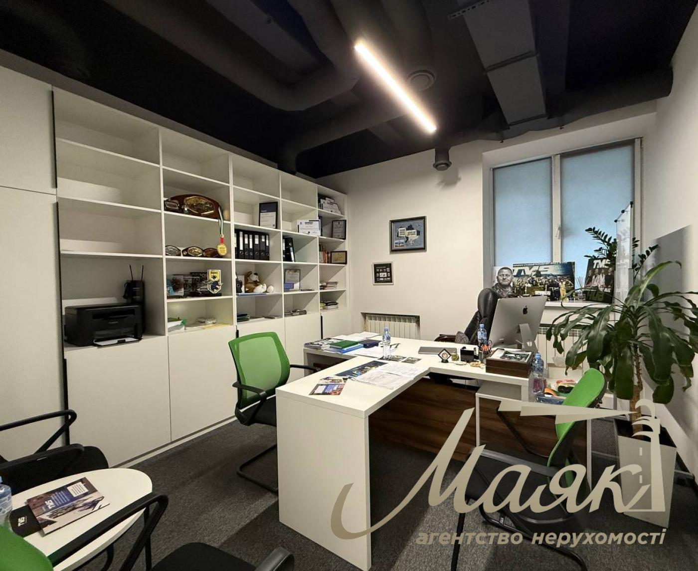 Оренда офісу 193 м2 у БЦ з ремонтом Печерськ Олімпійська