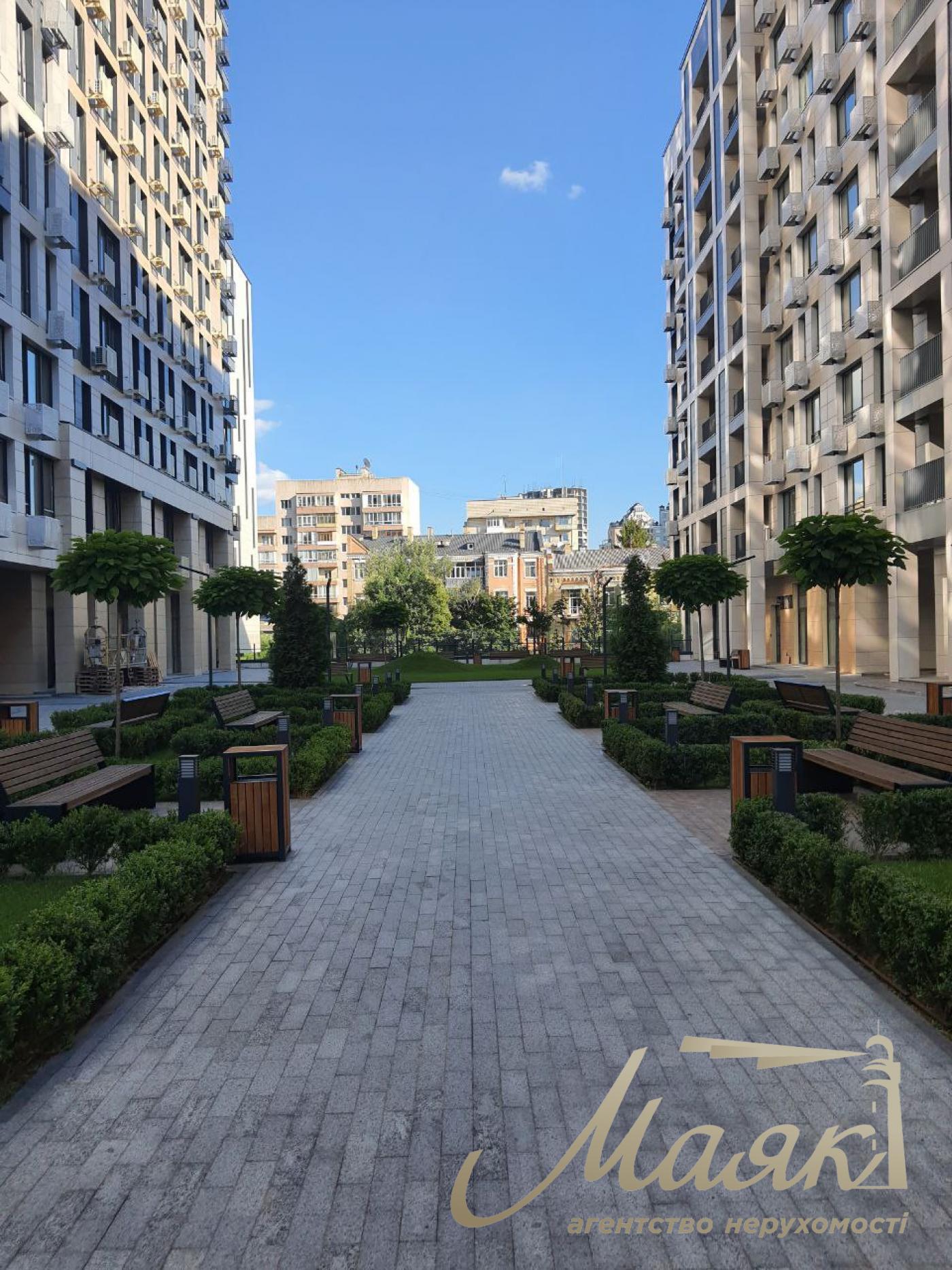 Продаж 3-кімнатної квартири ЖК Ярославів Град