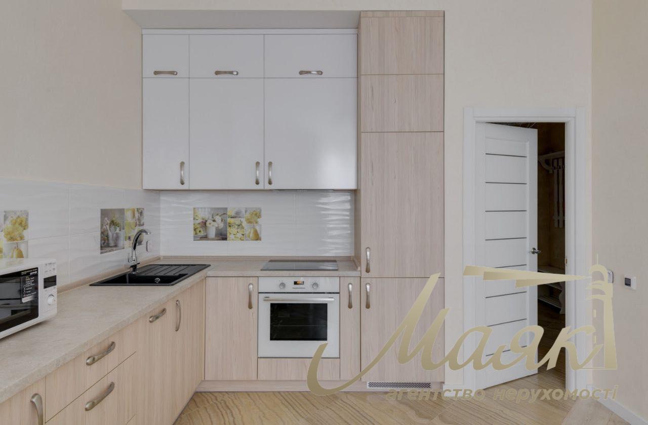 Оренда 2-кімнатної квартири, вул. Саперне Поле 14/55, Центр