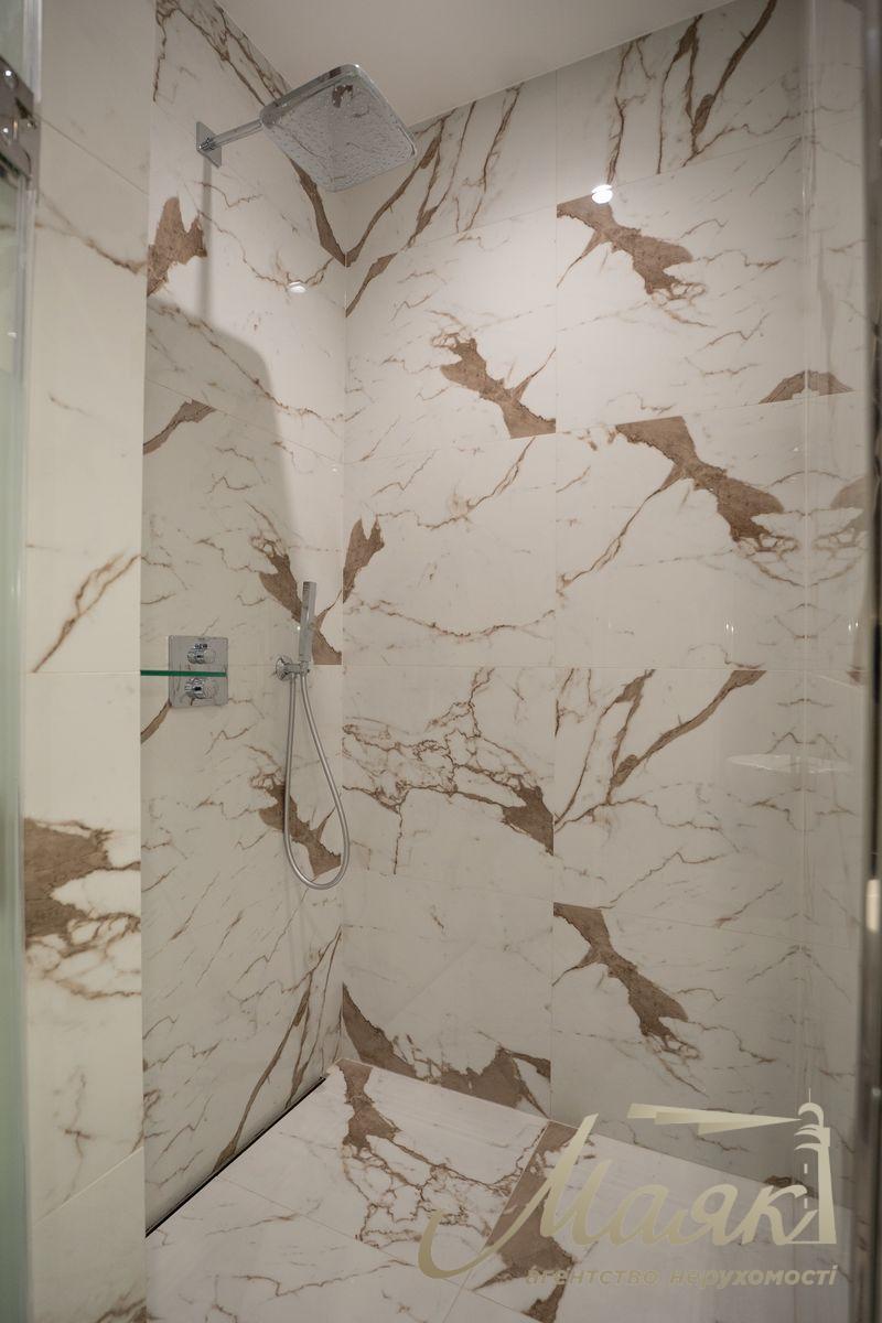 Оренда 2х-кімнатної квартири 102м2 в ЖК Новопечерські липки, вул.Андрія Верхогляда 17-В. (Михайла Драгомирова)