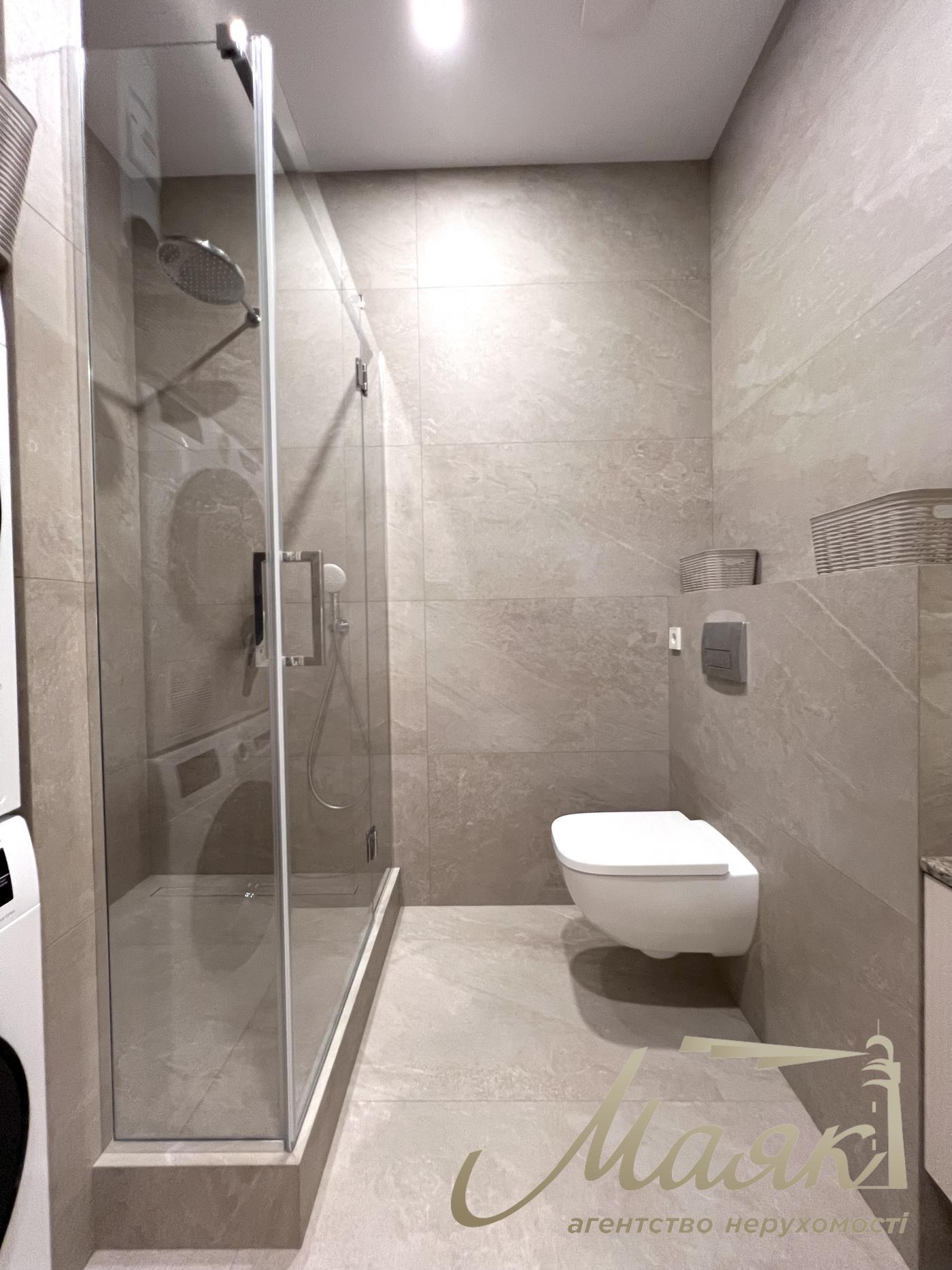 Продажа 2-комнатной квартиры 65м2,ЖК «Владимирский», ул. Антоновича, 109