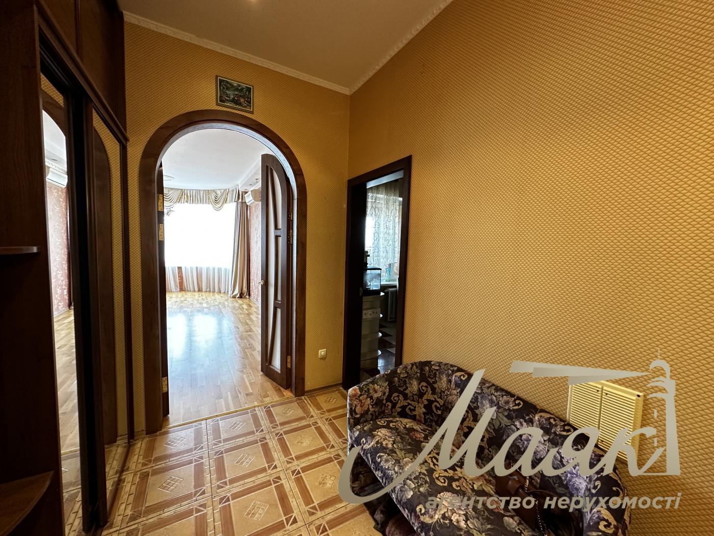 Оренда квартири 120м2, вул.Дмитрівська 69, Шевченківський район