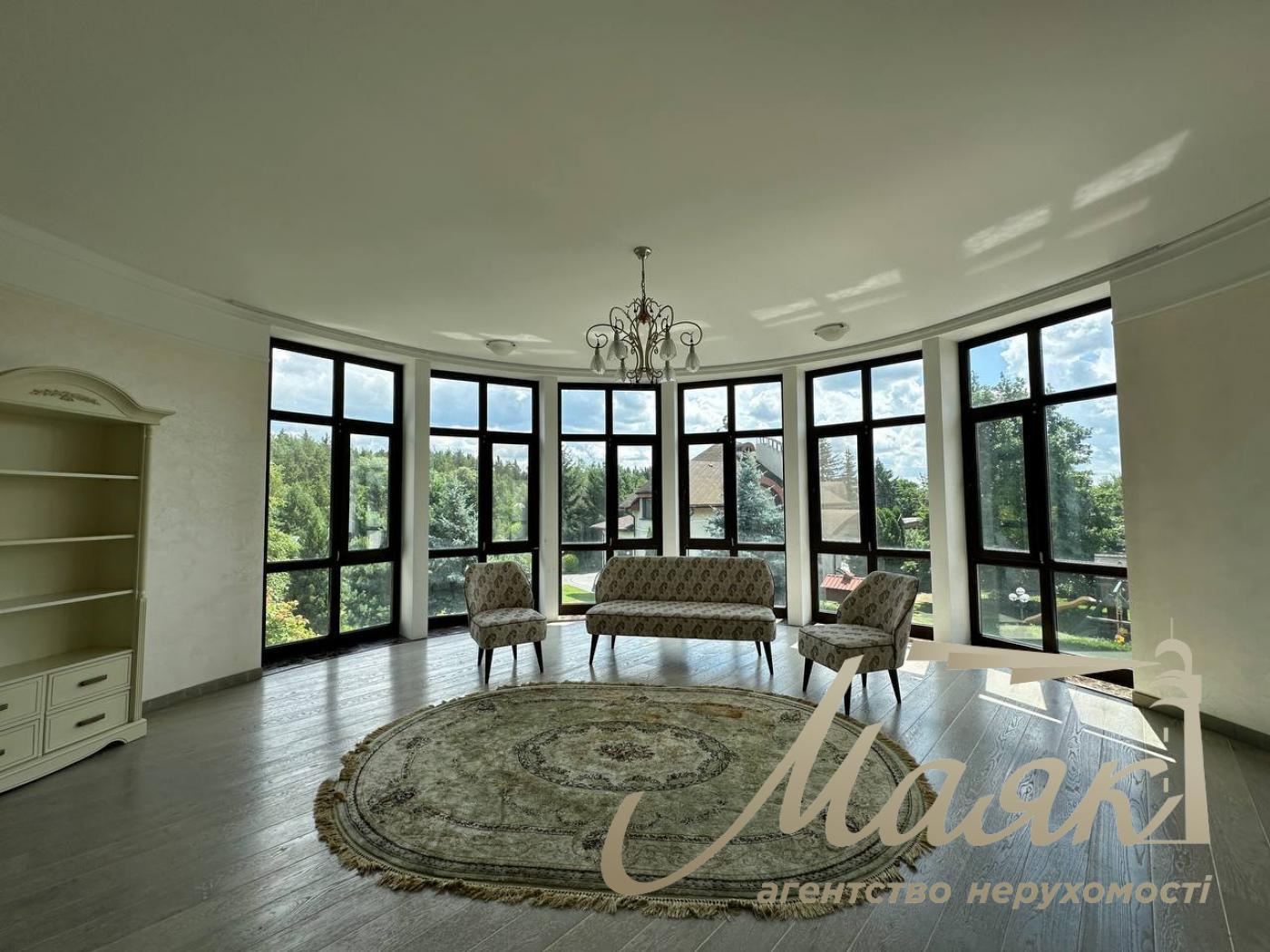 Оренда будинку 750м2 на 60 сотках землі на Хуторі Мриги, Голосіївський район.