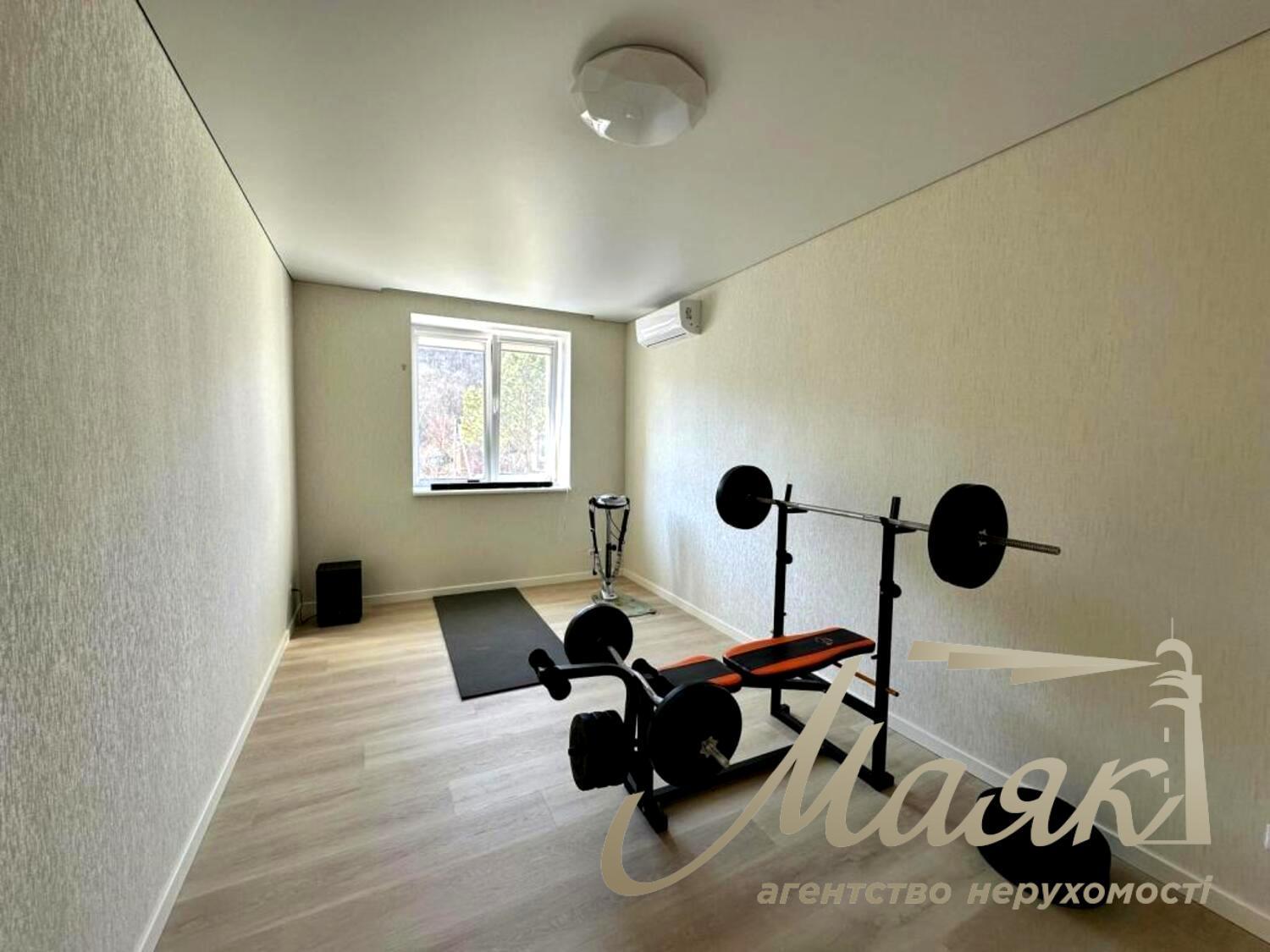 Оренда сучасного автономного будинку 380м2 в с. Підгірці, Обухівський район