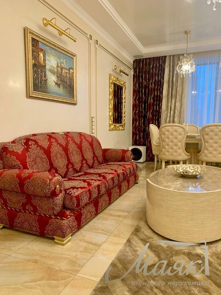 Продаж 4к квартири бульвар Лесі Українки, Печерськ