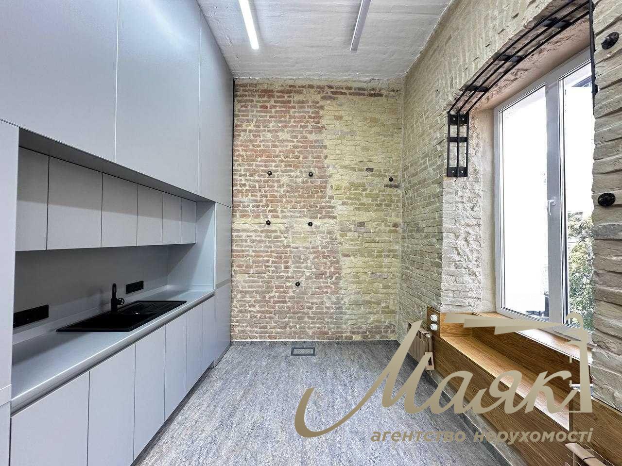 Оренда дизайнерського офісу в стилі LOFT 400м2 з терасою, вул. Велика Васильківська, Центр