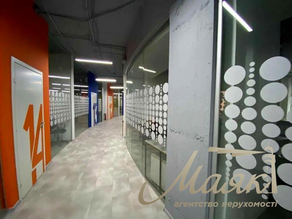 Оренда офісного приміщення 1231 м² Печерськ Київ