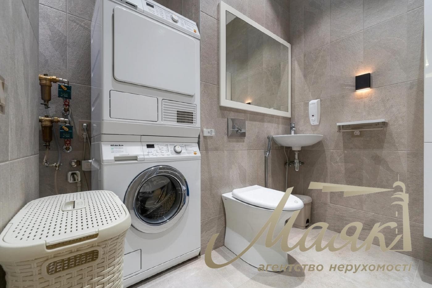 Продаж 3-кімнатної квартири в ЖК Royal Tower, 86м², вул. Саксаганського, 37К, Центр, Київ