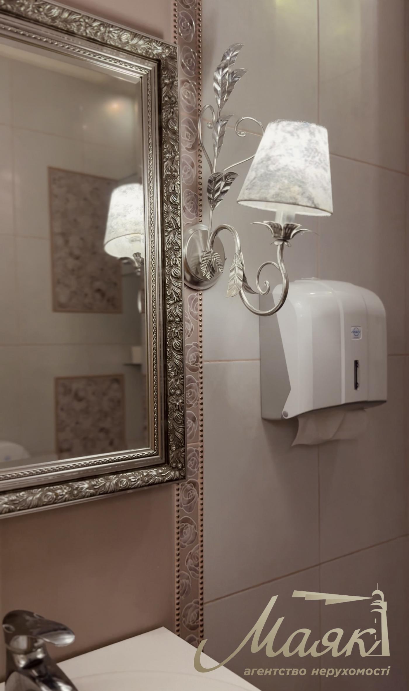 Sale of facade premises on the streets Dneprovskaya embankment, Osokorki, Poznyaki.