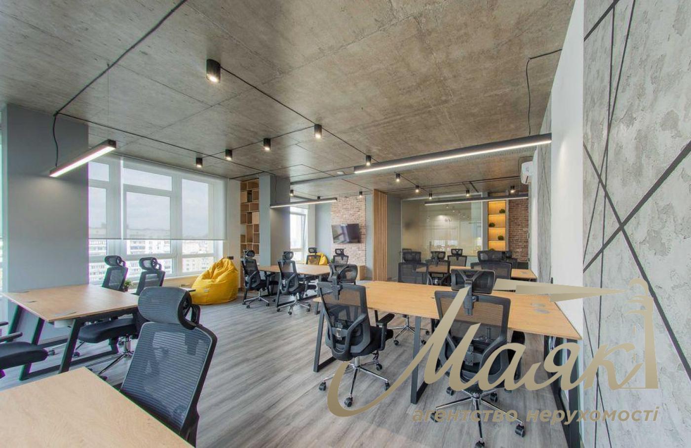 Office for rent 90m2 in LCD Kadorr on Zhilyanskaya street 68, Olimpiyskaya street.