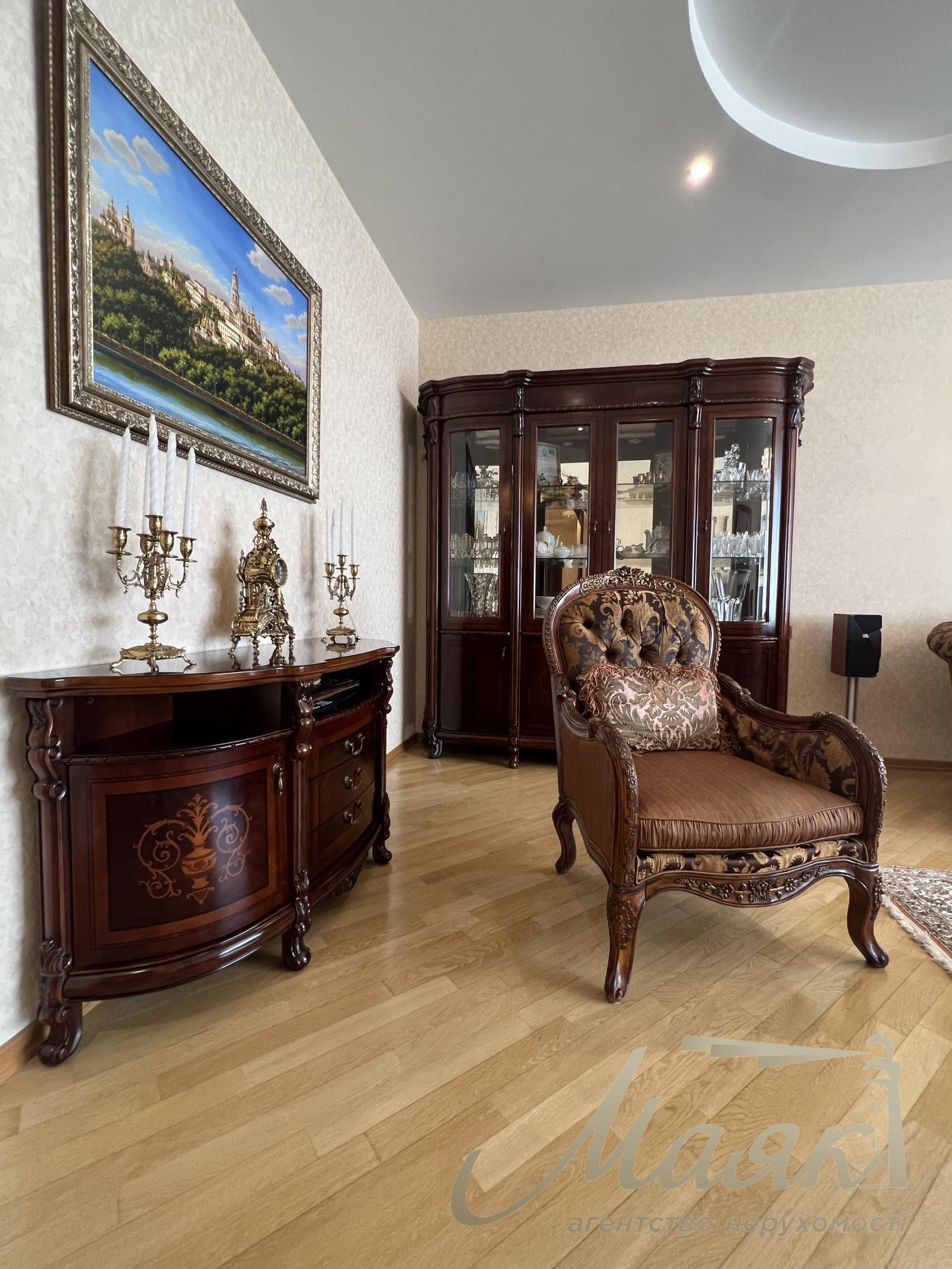 Продажа квартиры 160 м2 в ЖК Пушкинский парк