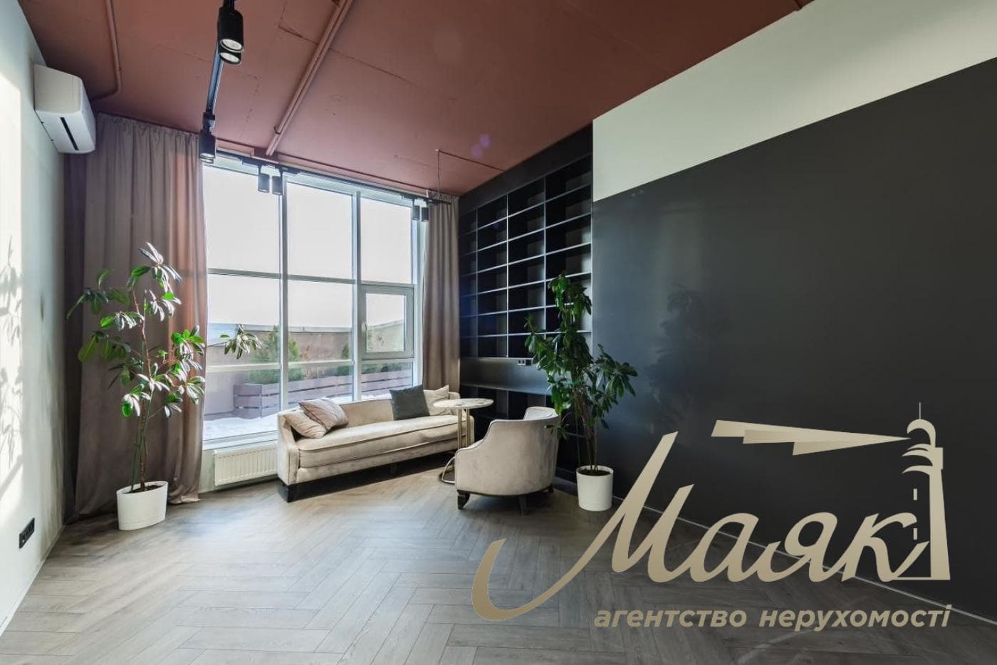 Оренда офісу площею 260 м² у ЖК «Покровський Посад», Шевченківський район