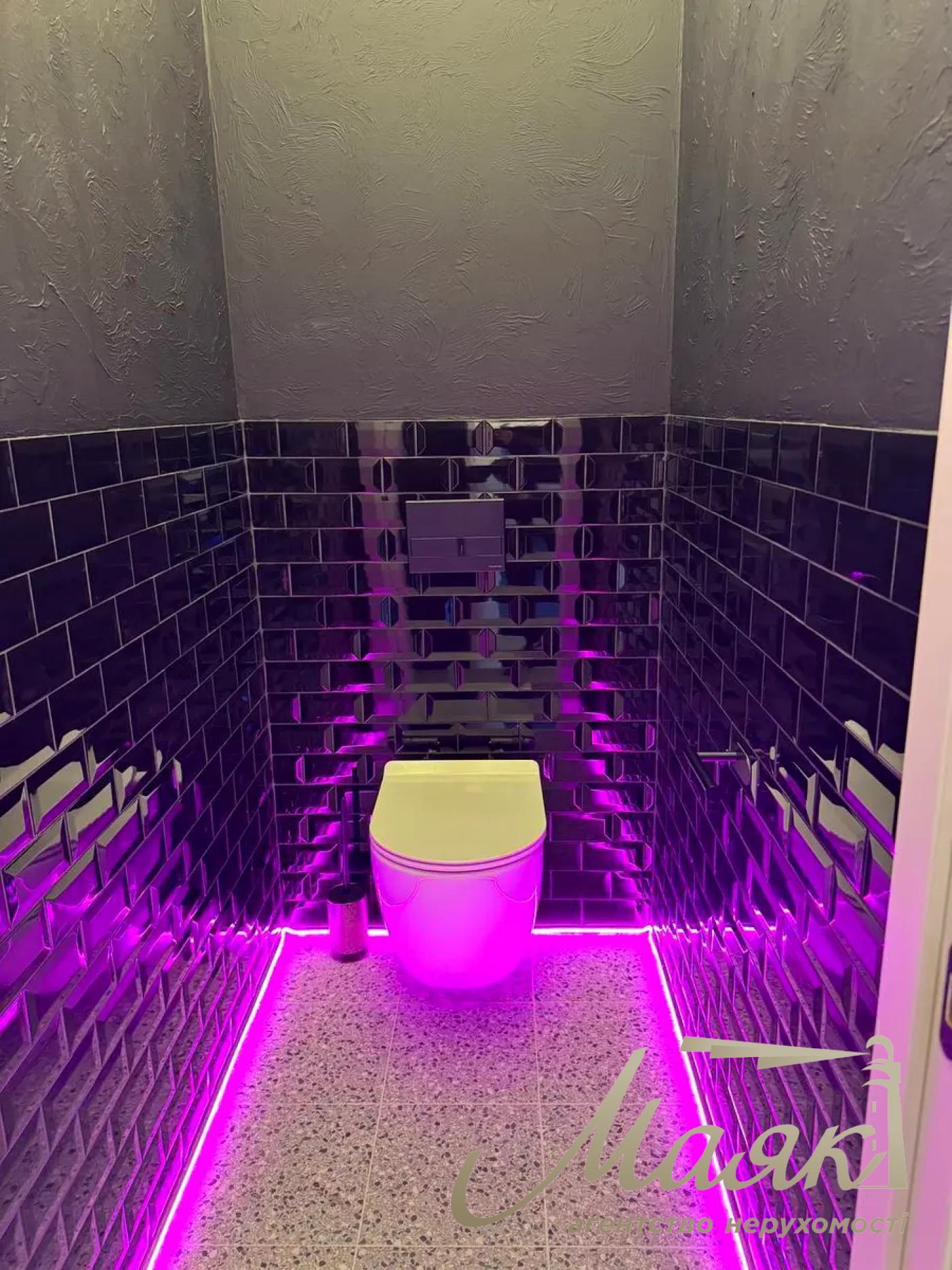 Office for rent 230m2 in LCD Novopecherskaya Tower, Boychuk str.