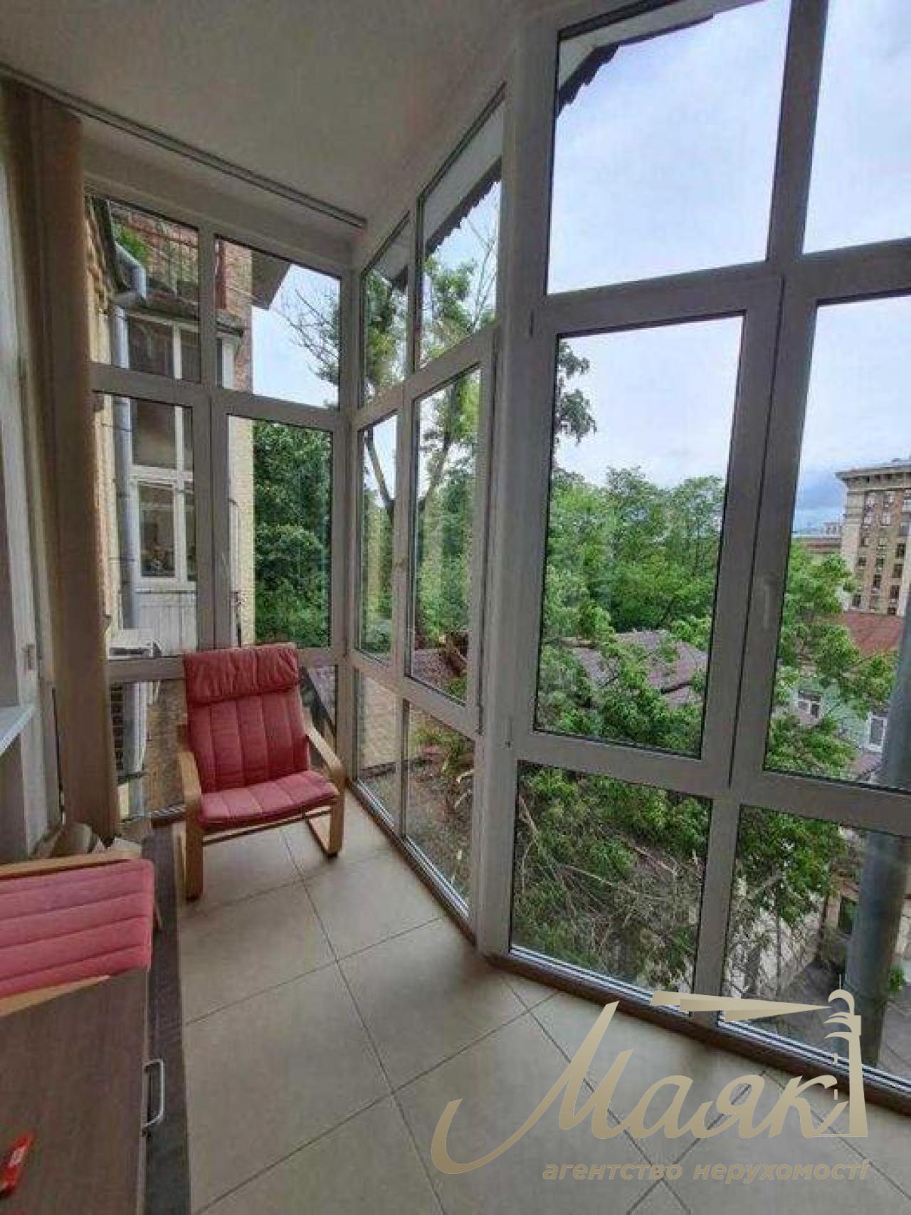 Sale two-level apartment Khreshchatyk