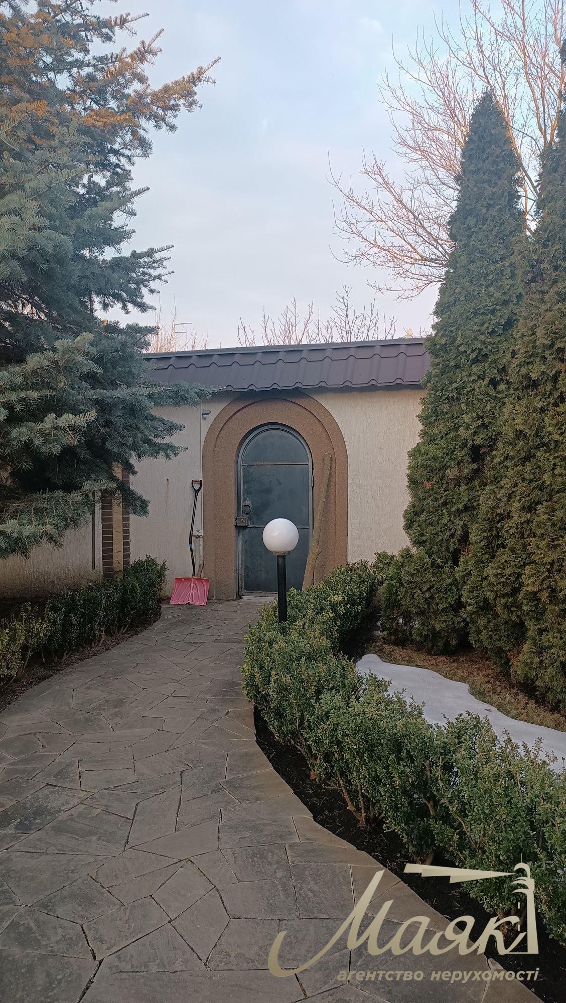 For sale house 470m2 str Brodovska with. Chapaevka / Vita-Litovska, Kyiv, Goloseevsky r-n.