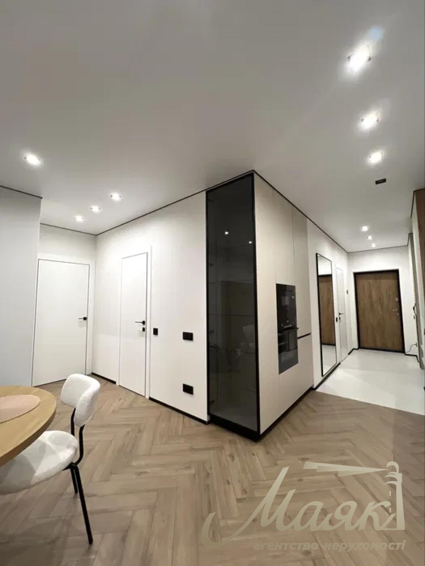 Продажа 2-комнатной квартиры ЖК Варшаский 3, ул. Змиенко