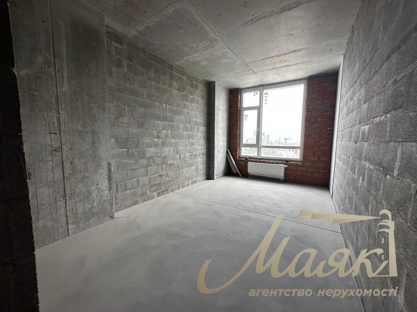 Sale of 4-room apartment 177m2+terrace in residential complex “Central park”