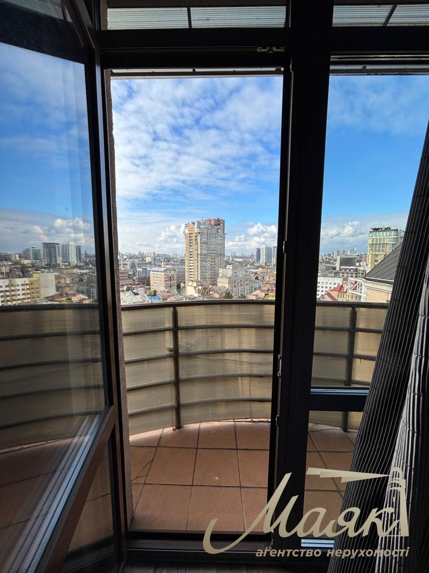 Оренда 2к квартири, вул. Гетьмана Павла Скоропадського, Голосієво