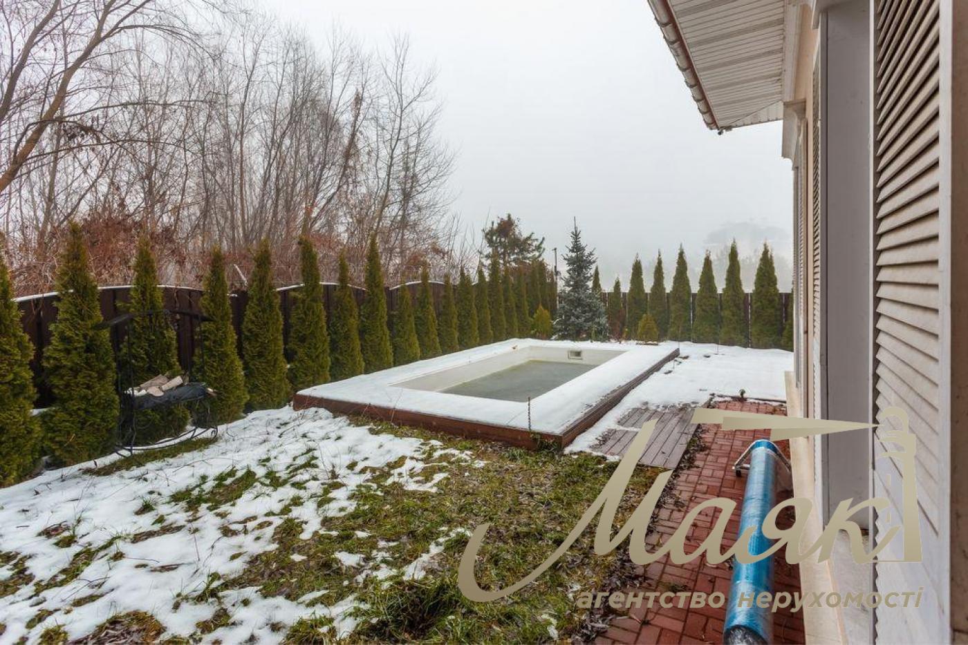 Продаж 2-поверхового будинку 210м2 с.Підгірці, Романків