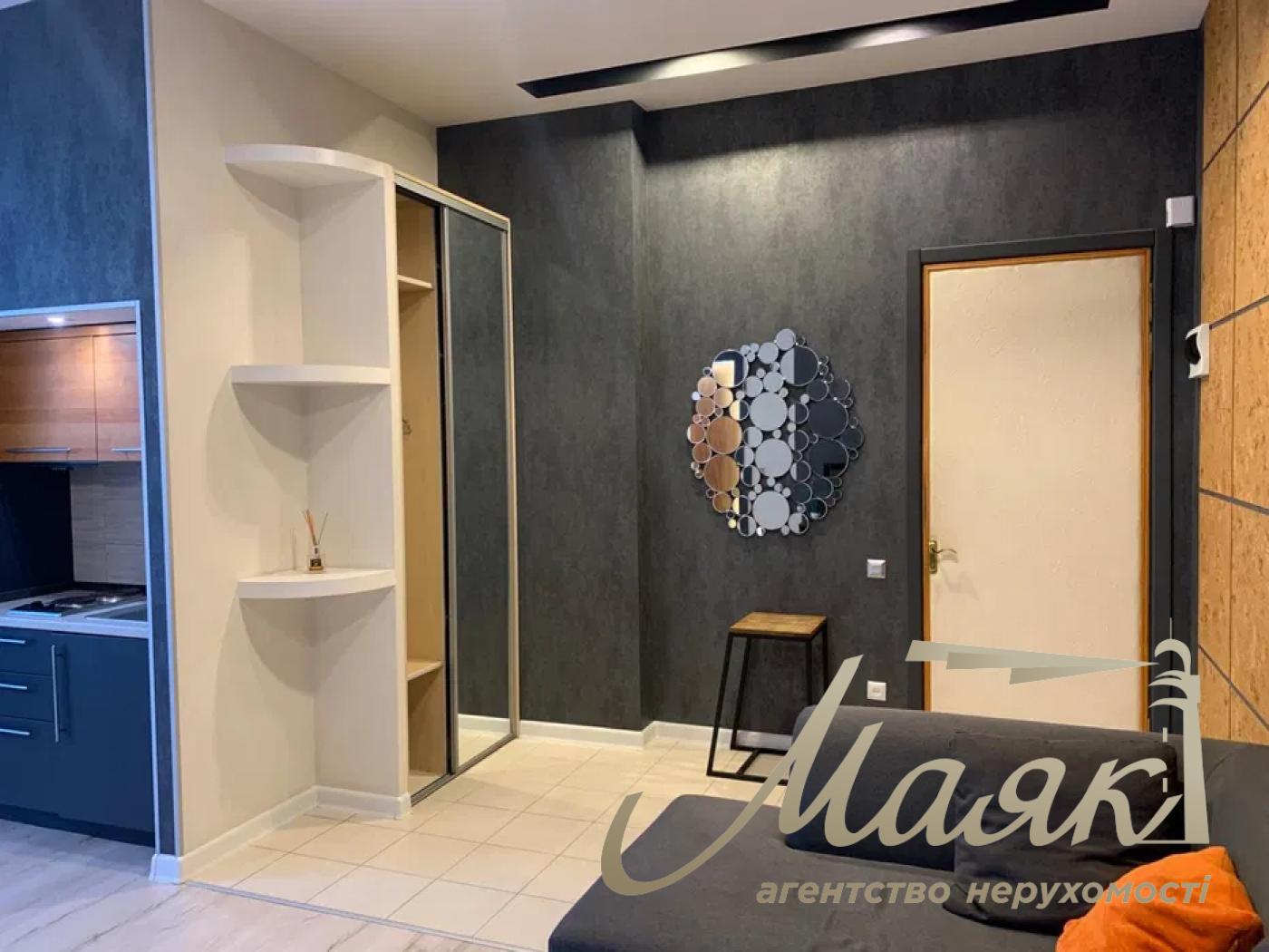 Rent 2-bedroom apartment Esplanadnaya str. 2, Gulliver, Sports Palace