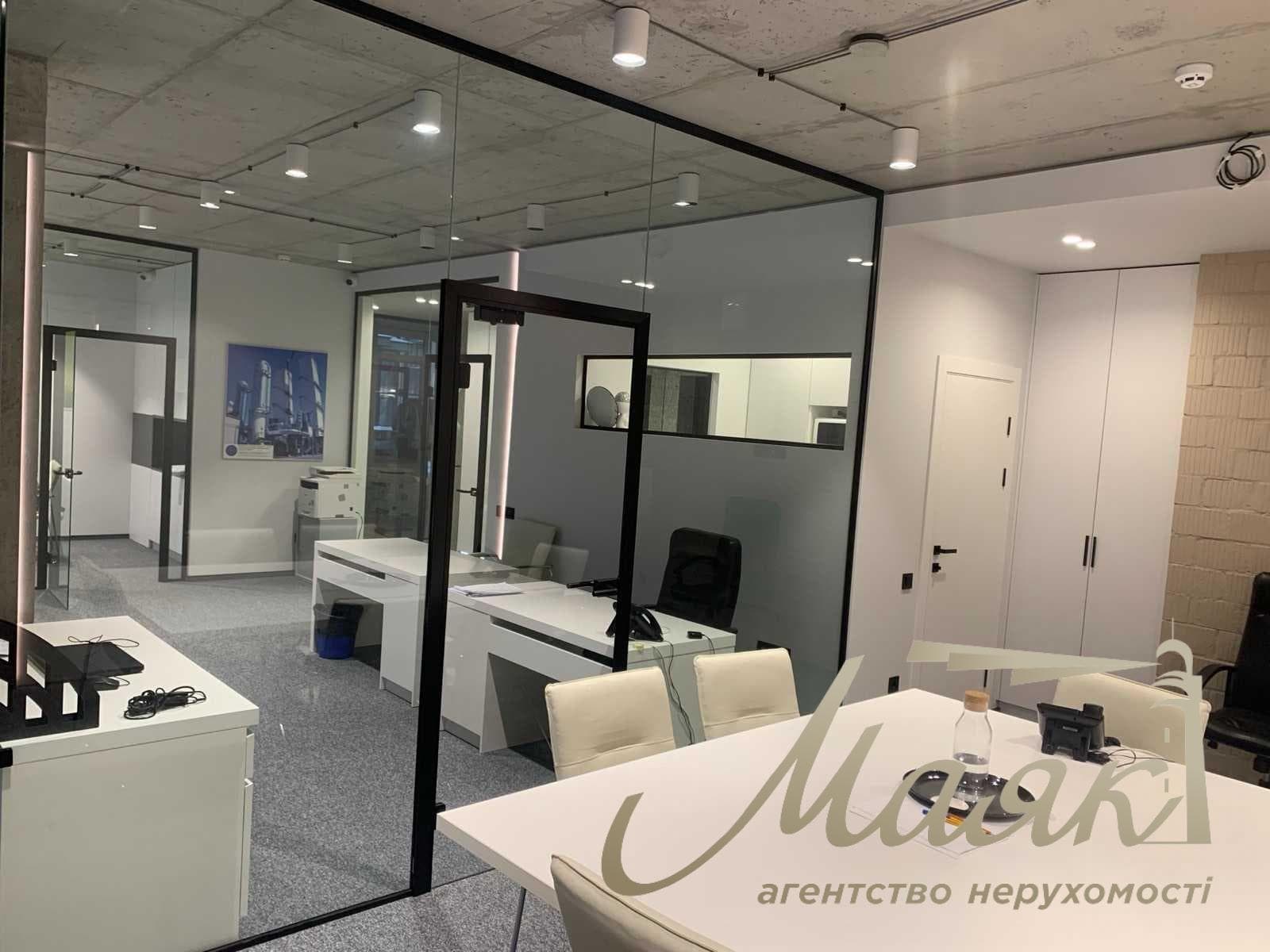 92 m² Office Space for Rent in the "French Quarter 2" Residential Complex