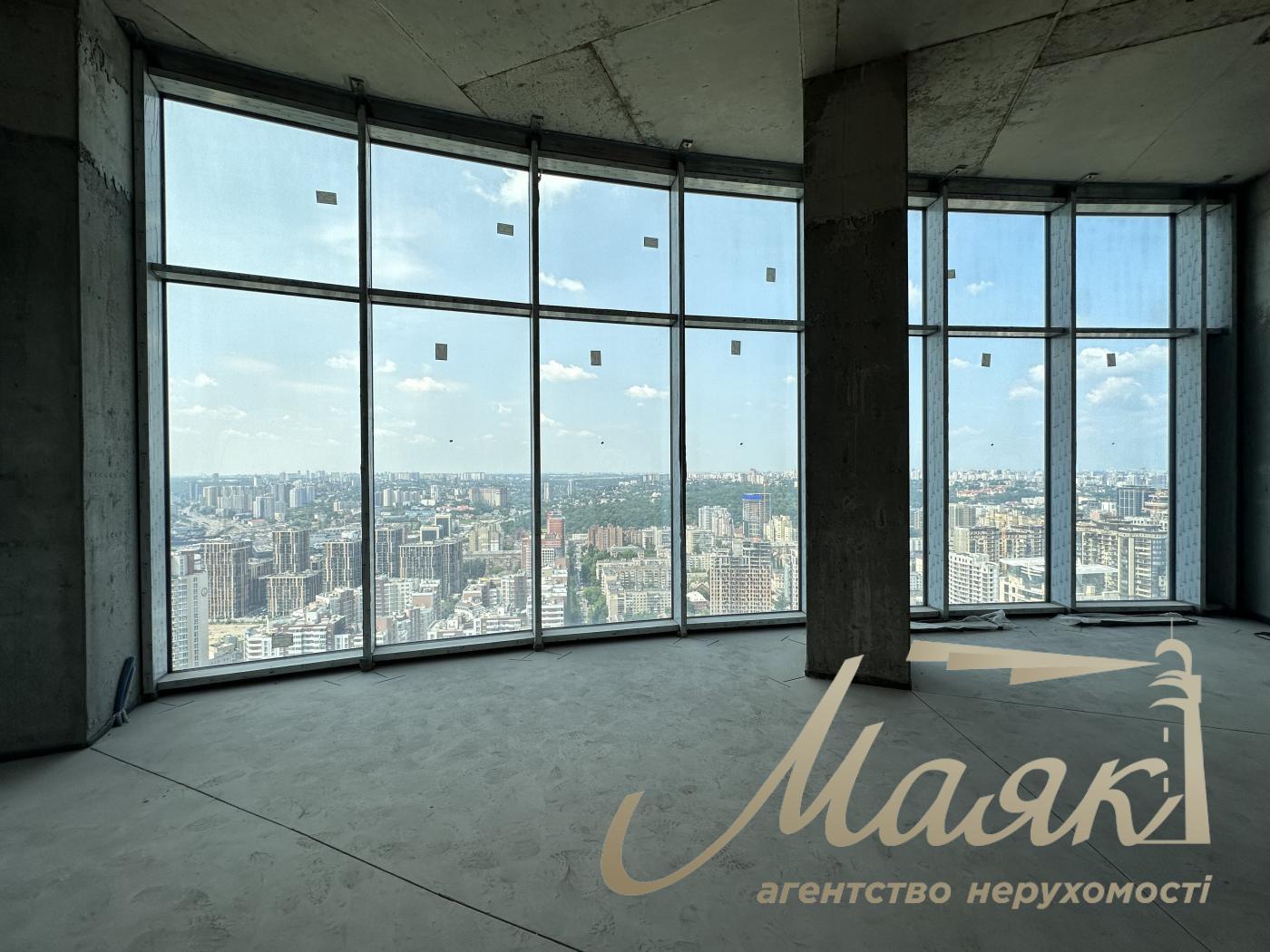 Продаж пентхауса 383м2 у ЖК Taryan Towers