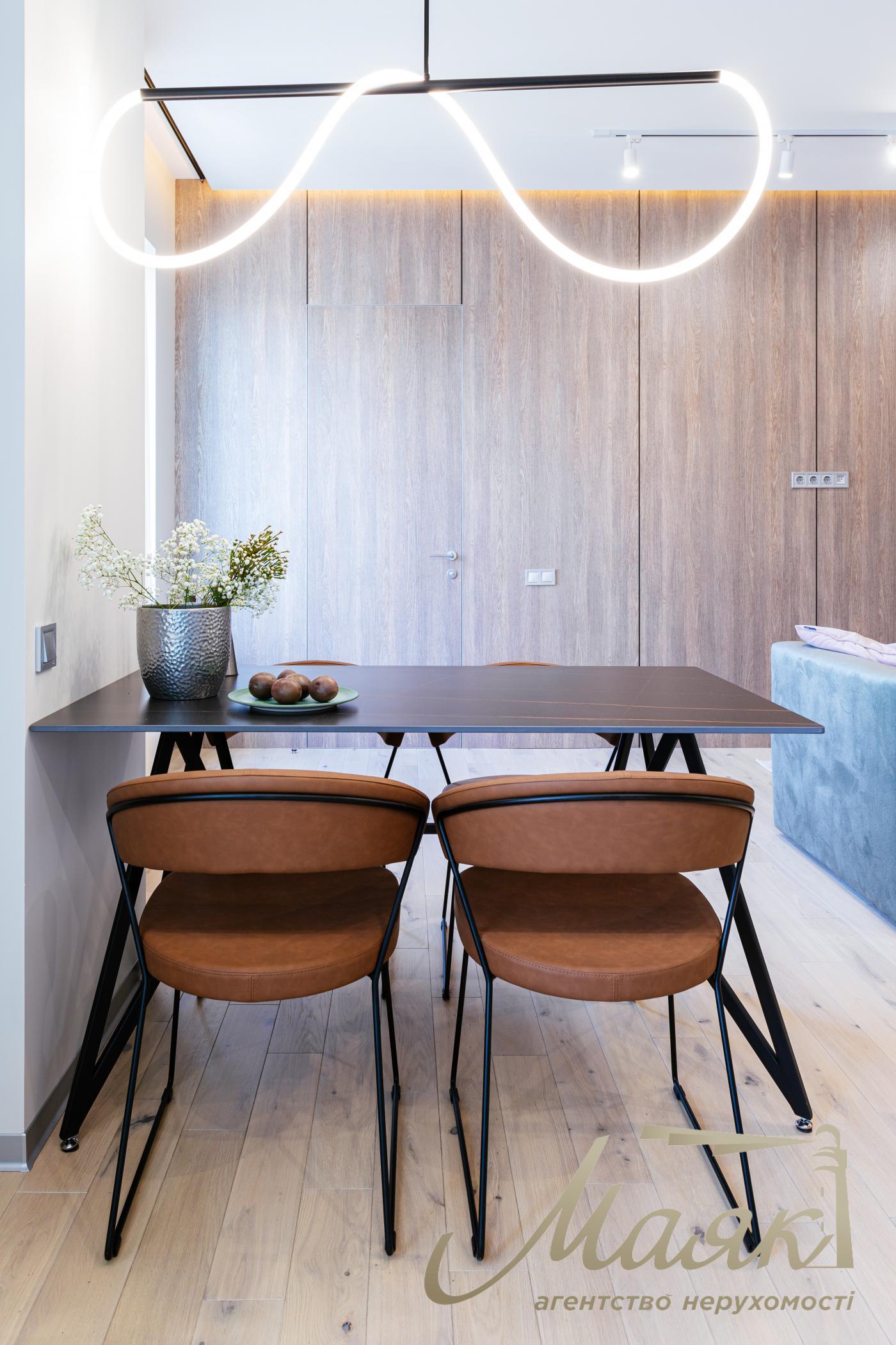 Продаж 3х-кімнатної квартири 86 м2 в ЖК "ЖК RESIDENT Concept House" Володимирська 86а, Київ