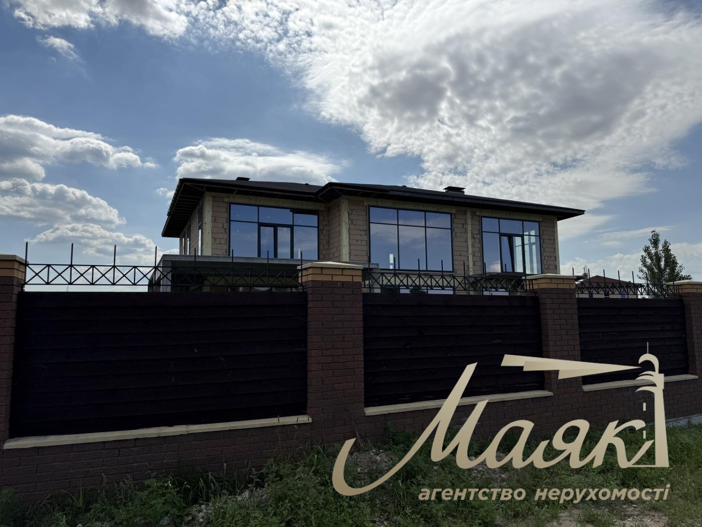 Продажа дома в КГ «Ясный Хутор» — 467 м² с. Ходосовка, терраса, балконы, панорамный вид