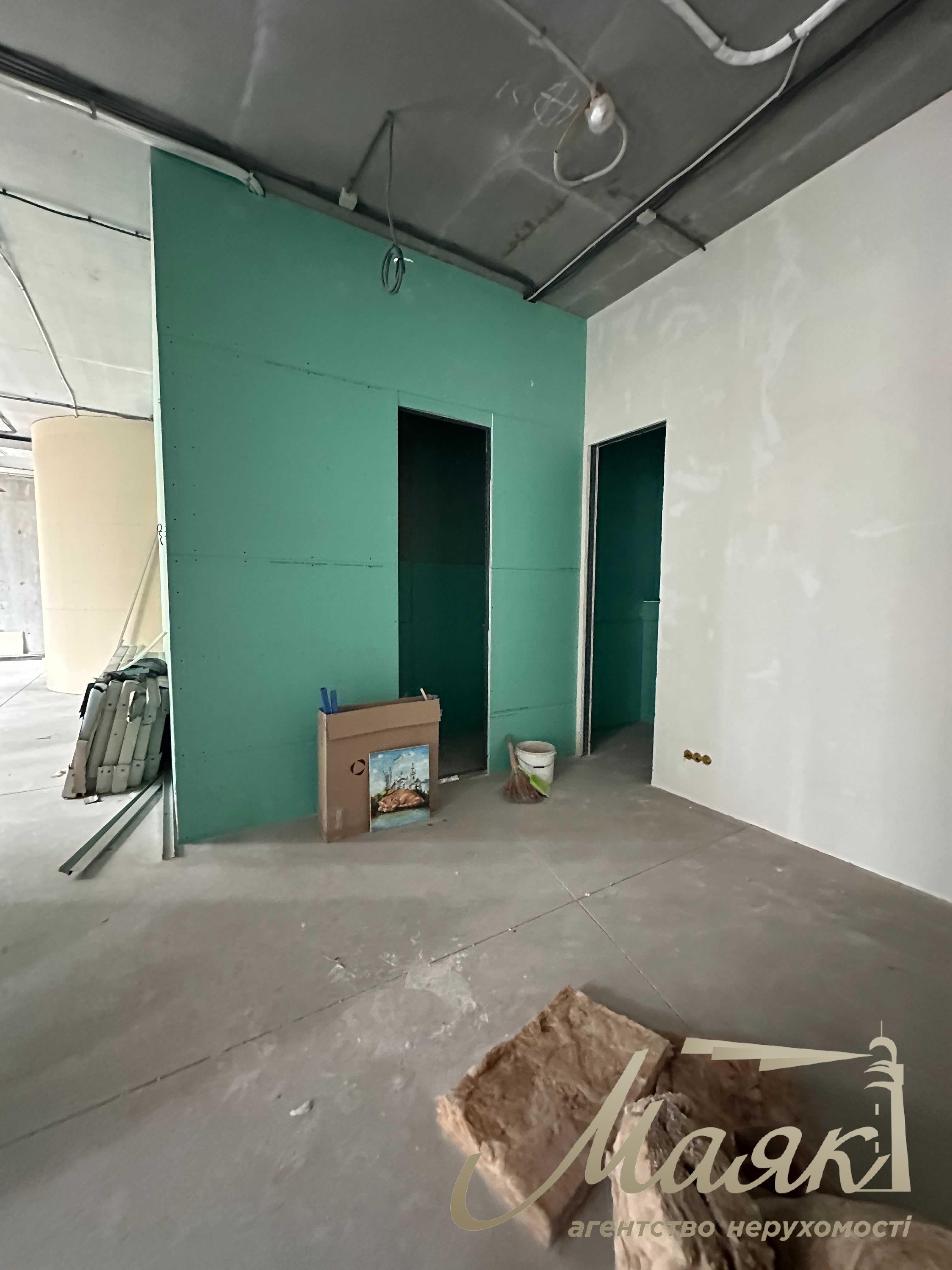 Rent front commercial premise 157 m2 LCD "Novopecherskie Lipki" Andriy Verkhoglyada str. 19-A, Kyiv