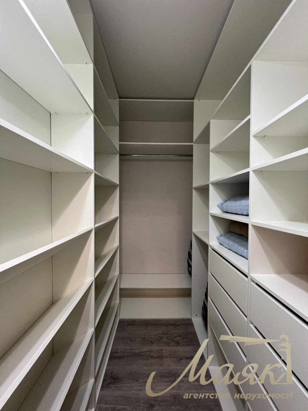 Продаж 1-кімнатної квартири 44м2 ЖК ''Наш дім''