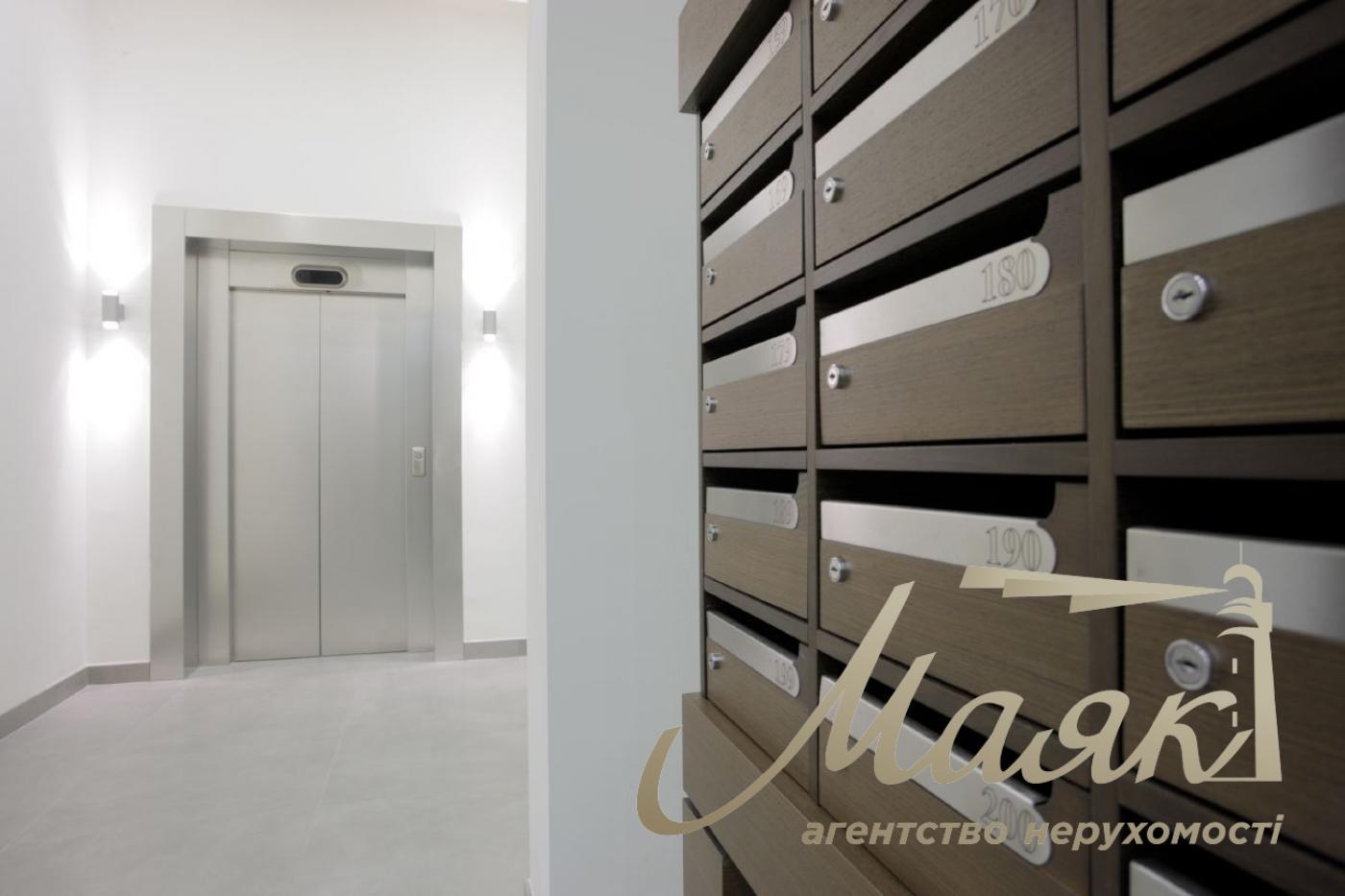 Продаж 3-кімнатної квартири ЖК Рів'єра Ріверсайд, вул. Раїси Окіпної