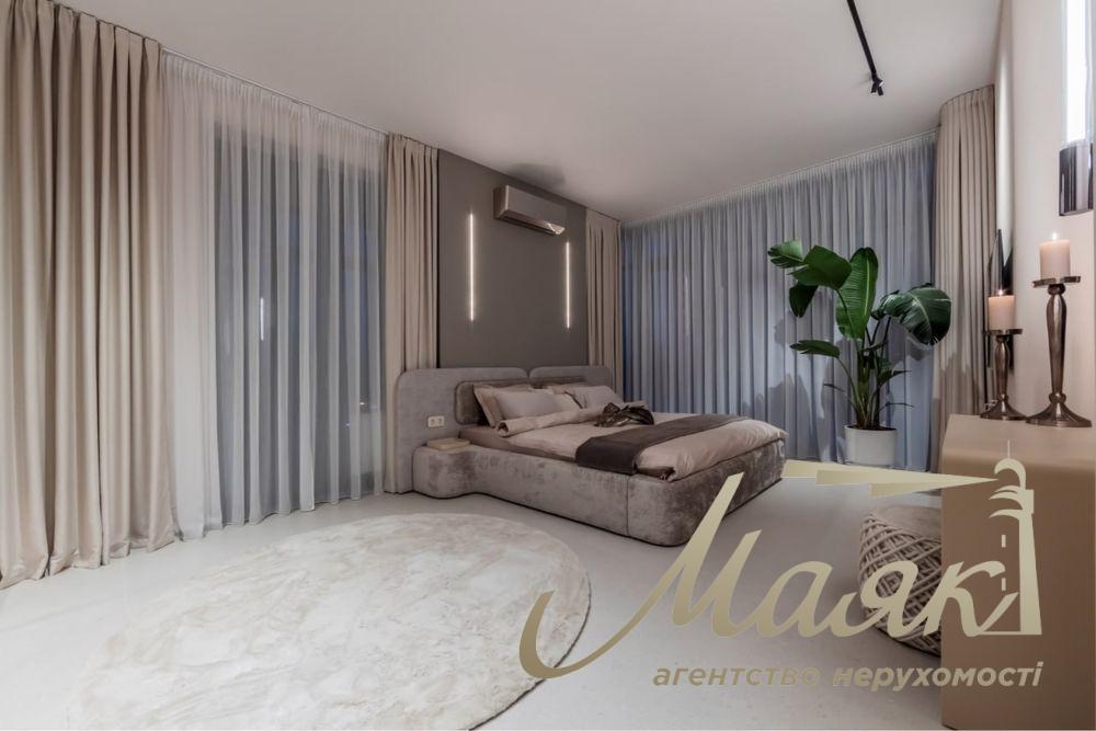 For sale 3-room apartment in Residential Complex Novopecherskie Lipki