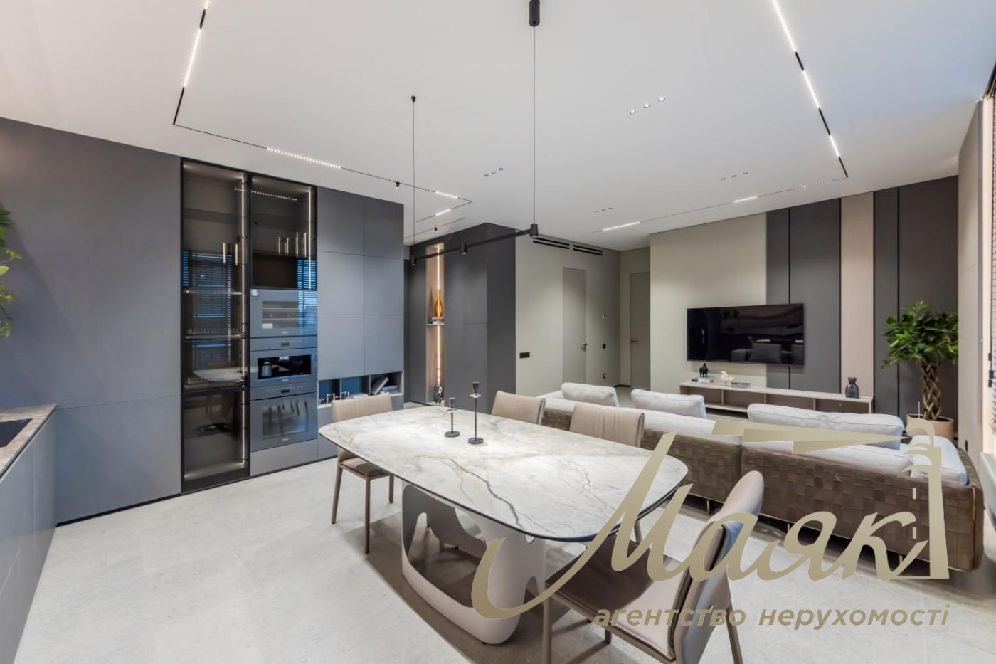 Продаж 3-кімнатної квартири 103м2 у ЖК "Новопечерські Липки", Драгомирова/Верхогляда 17Б, Печерськ, дизайнерський ремонт