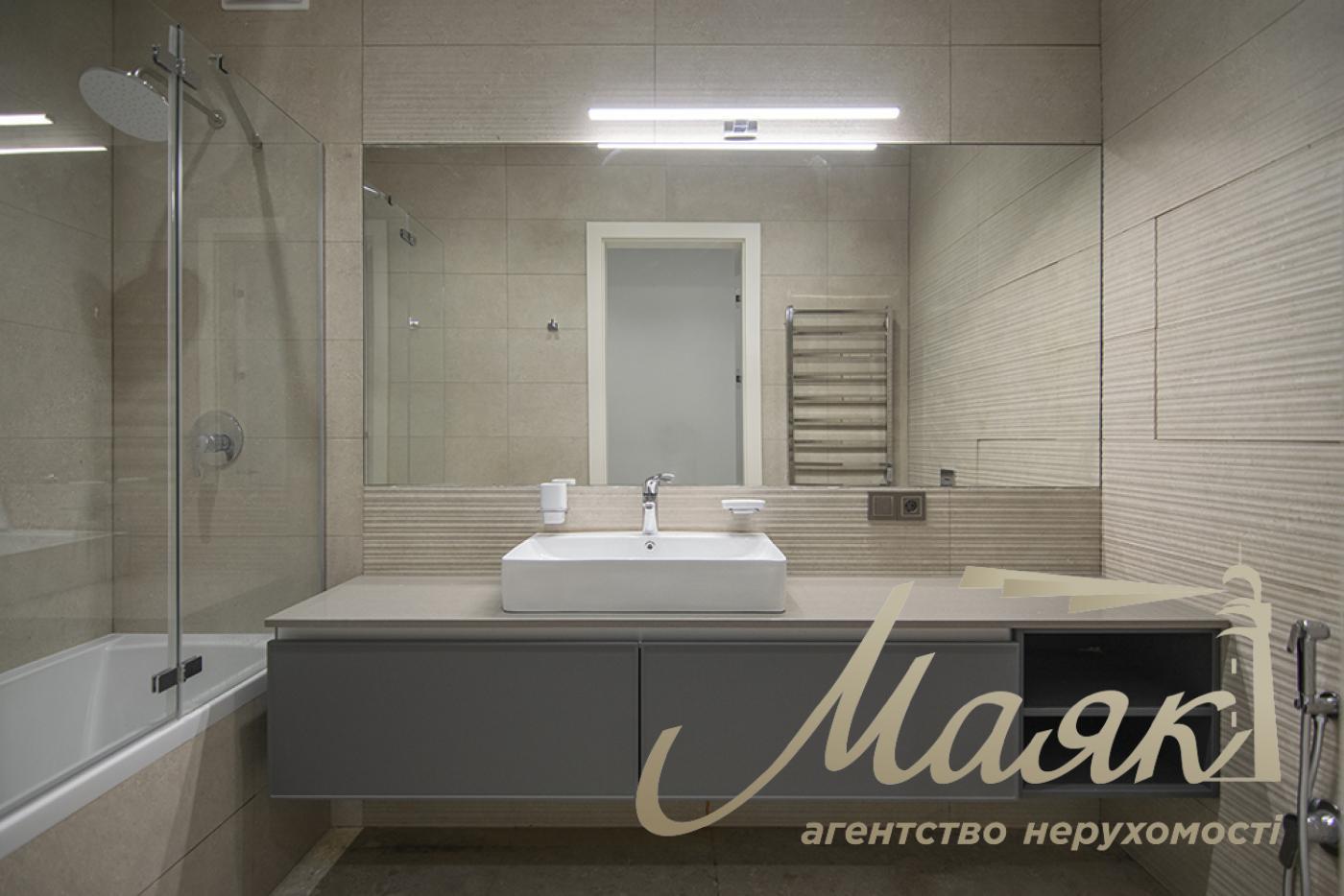 Rent apartment 3k Antonovich Atlantic Residence Center Goloseevsky
