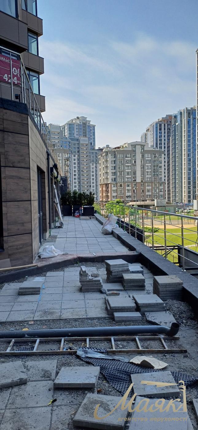 Продаж 2к квартири з терасою ЖК Delmar