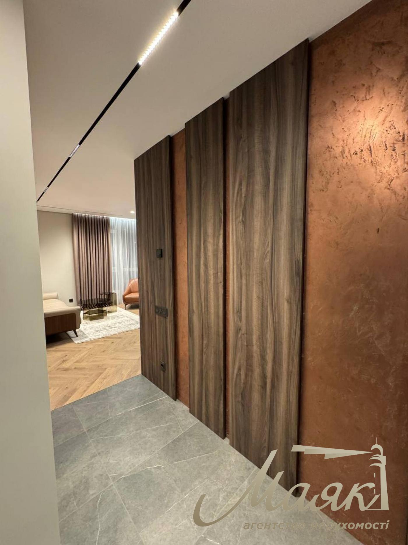 Продаж 2 кімнатної квартири, 80м2, Французький квартал 2, вул. Джона Маккейна.