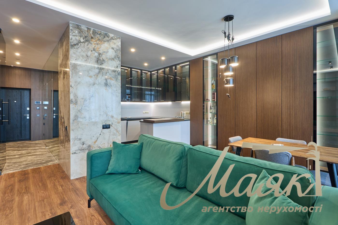 Rent 3 bedroom apartment in LCD Jack House, Lesya Ukrainka boulevard, 7v, Pecherskiy district, Kiev