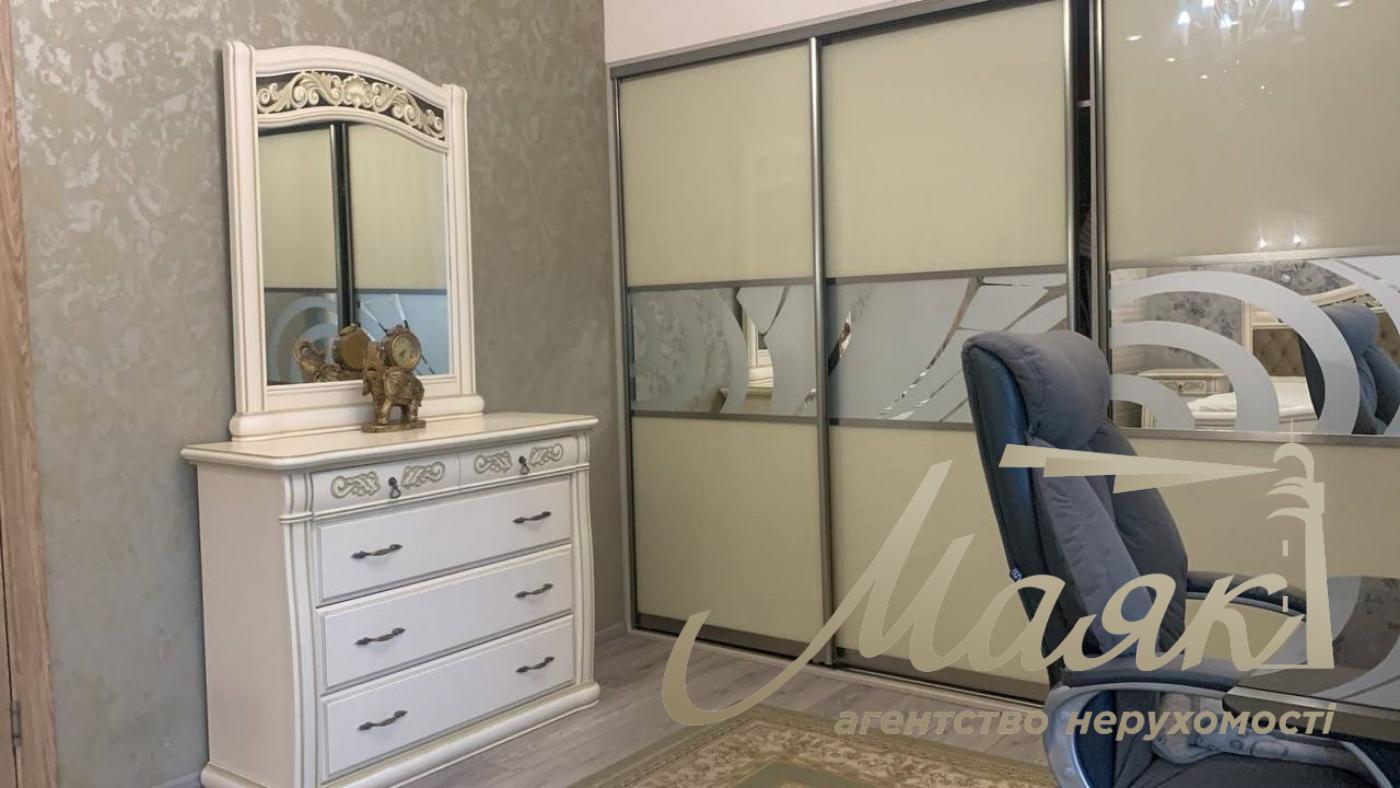 Продаж будинку з ремонтом у с. Віта Поштова