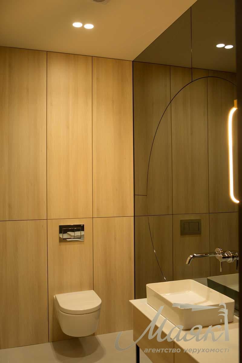 Оренда офісу (200 м²) у ЖК «Carnegie Tower», вул. Кловський спуск, 7. Печерський район