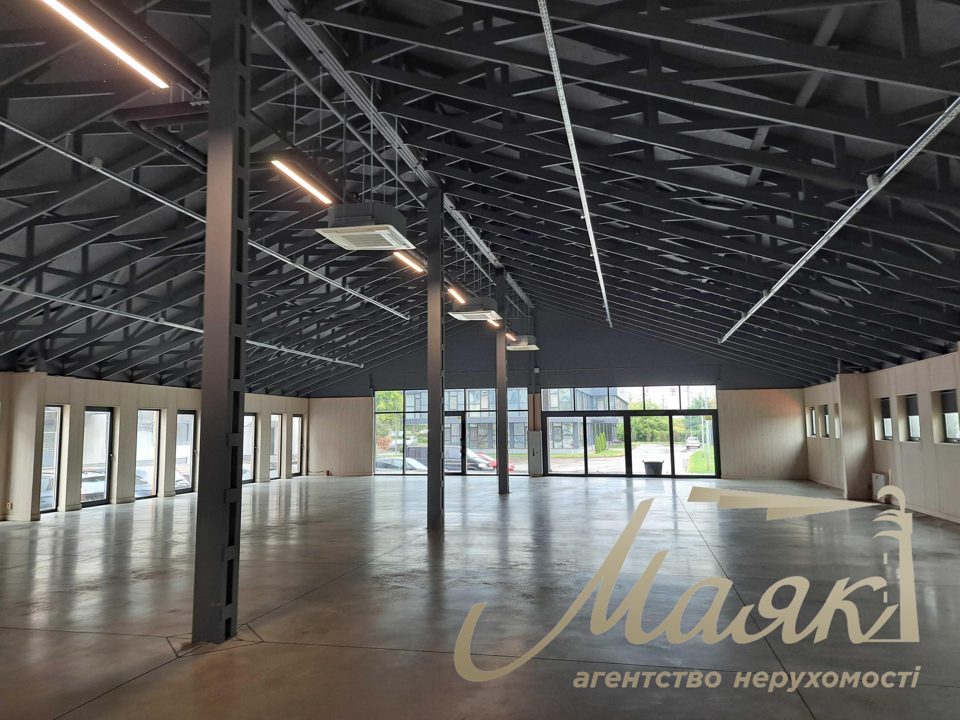 Rent room 530 m2 on Solomenka, Shulyavka