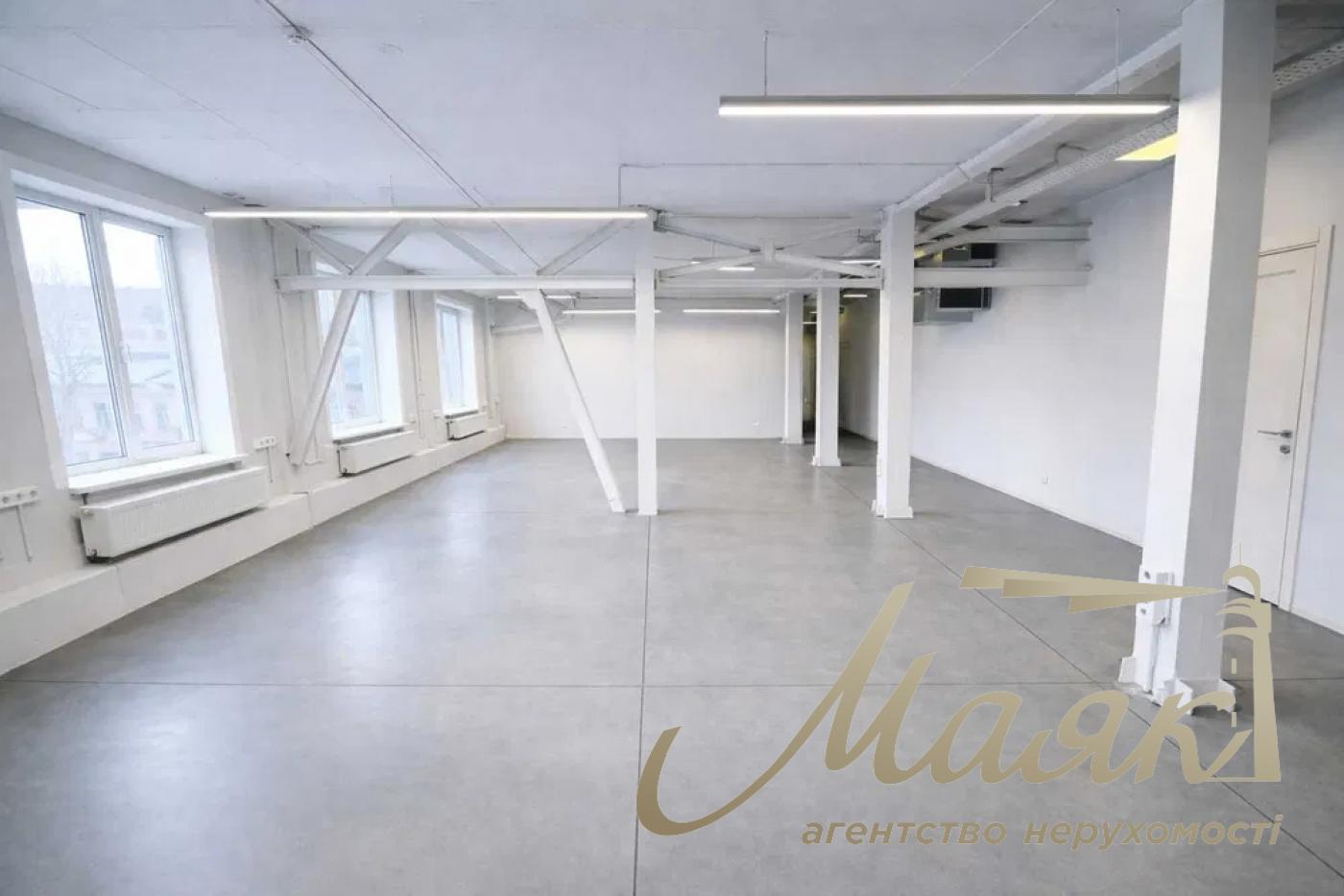 Оренда офісу 377м2 у БЦ Залізничне шосе 2-А, Печерський район.