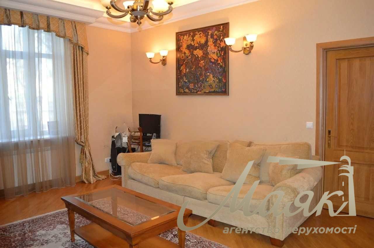 Продаж 2-комнатной квартиры 65.2м2 ул. Банковая, 1, рядом с Администрацией Президента