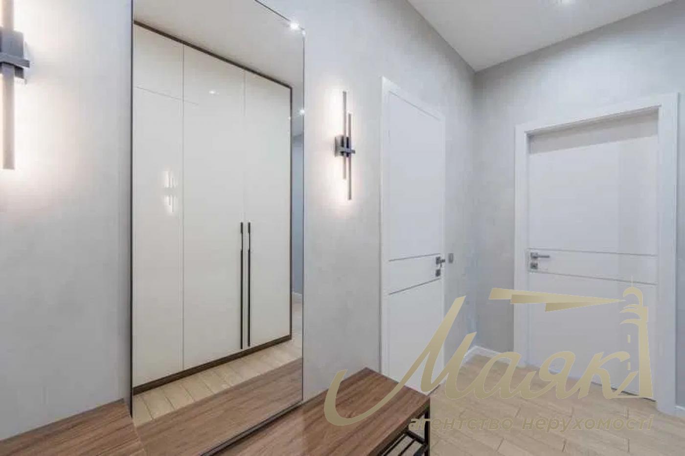 For sale 3-bedroom apartment 107m2, LCD "Tetris Hall" Pecherskyi