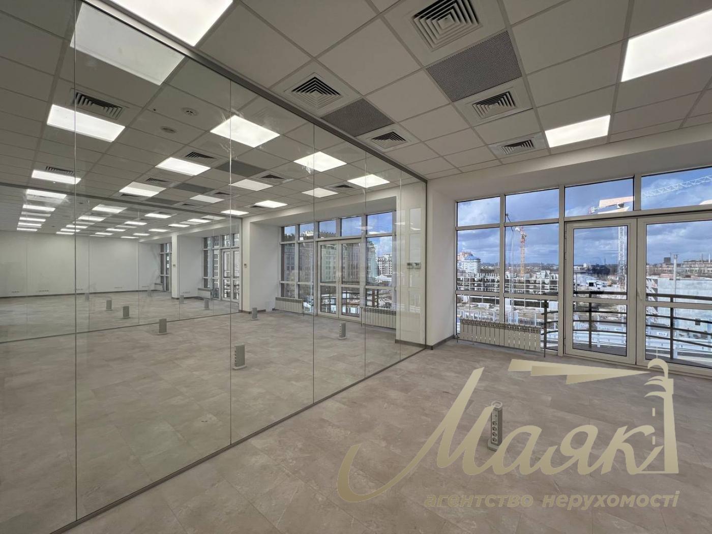 Office for rent with renovation 400m2, Verkhniy Val, Podol
