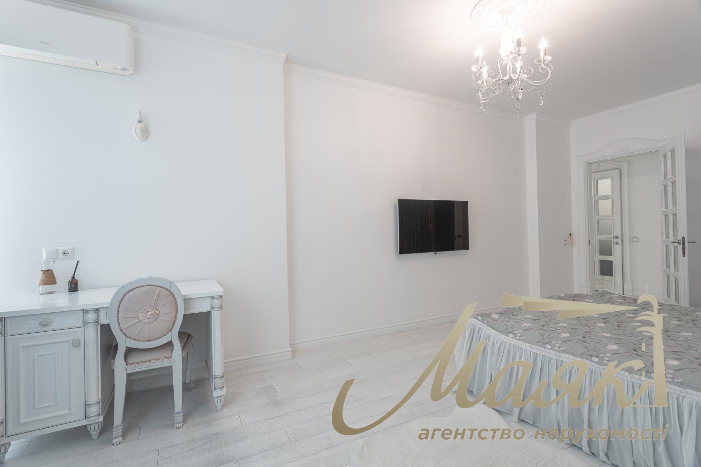 Продаж 3 кімнатної квартири в ЖК Park Avenue, пр-т Голосіївський