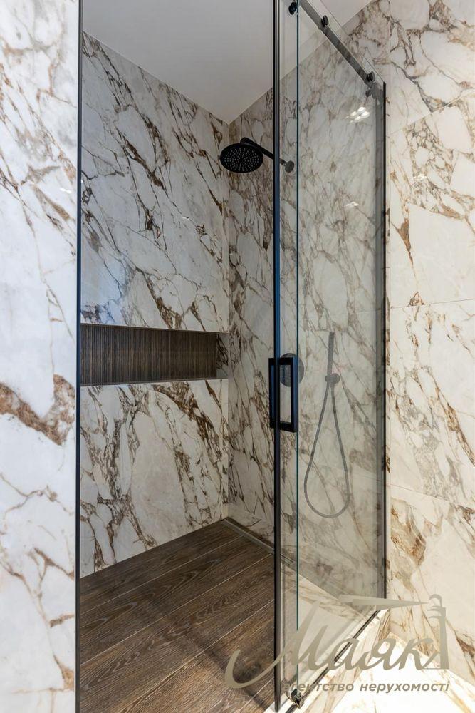 Продаж преміального будинку 210м2 в с. Хотів, поруч Київ, Святошинський район