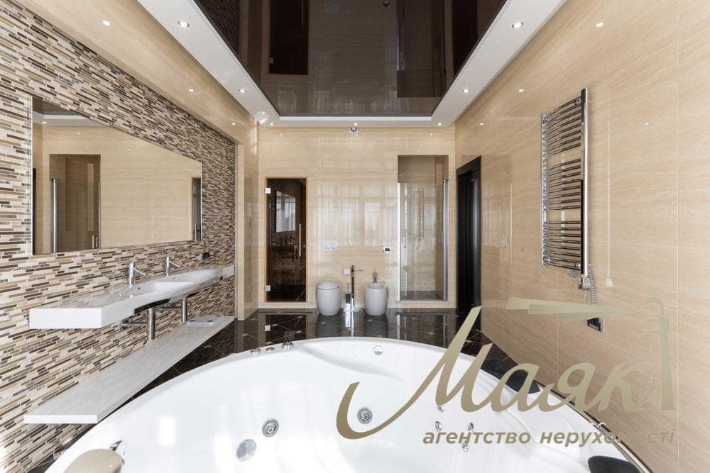 Оренда 4-кімнатної квартири в ЖК «Новопечерські Липки» з джакузі / Печерський район/