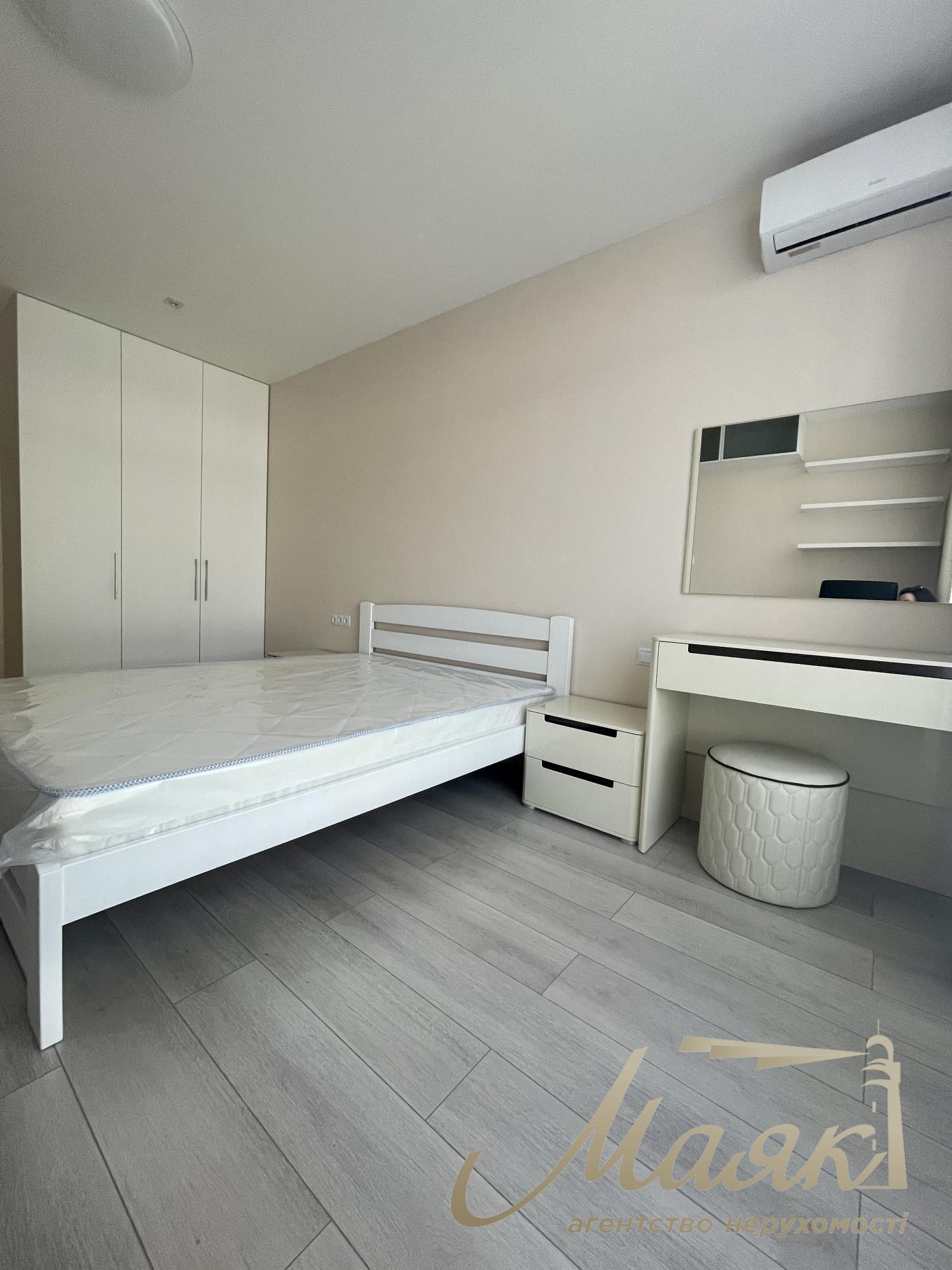 Аренда 3к. квартиры, ЖК "Французский квартал", ул. Предславинская