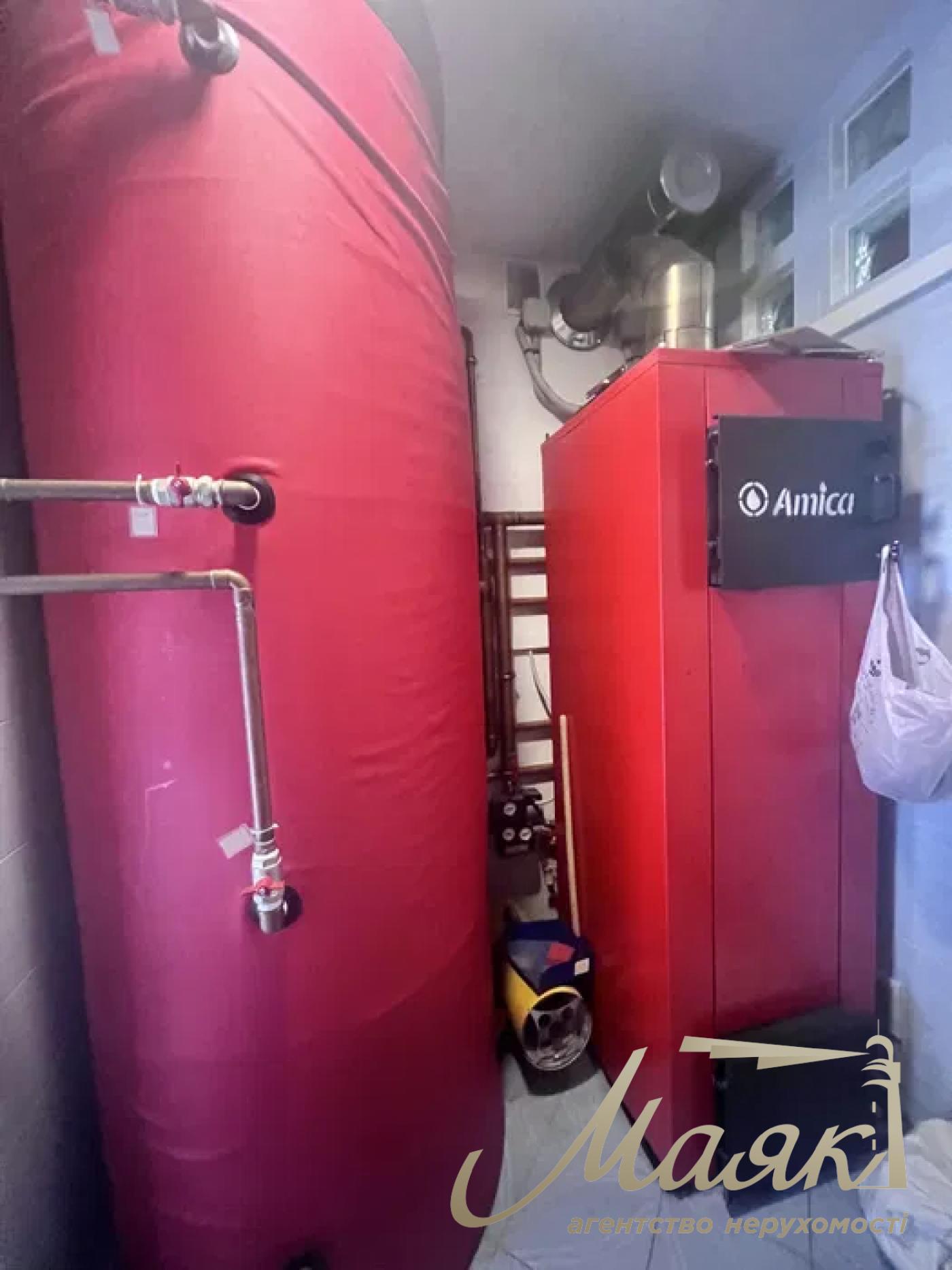 Продажа усадьбы 800м2 ул. Черногорская, Печерск